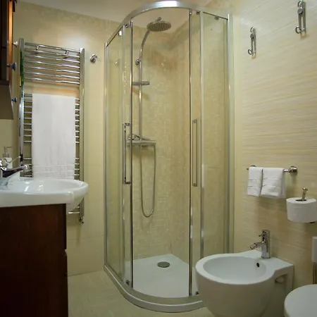 Casa Colombo - The Fab Apartamento Bríndisi